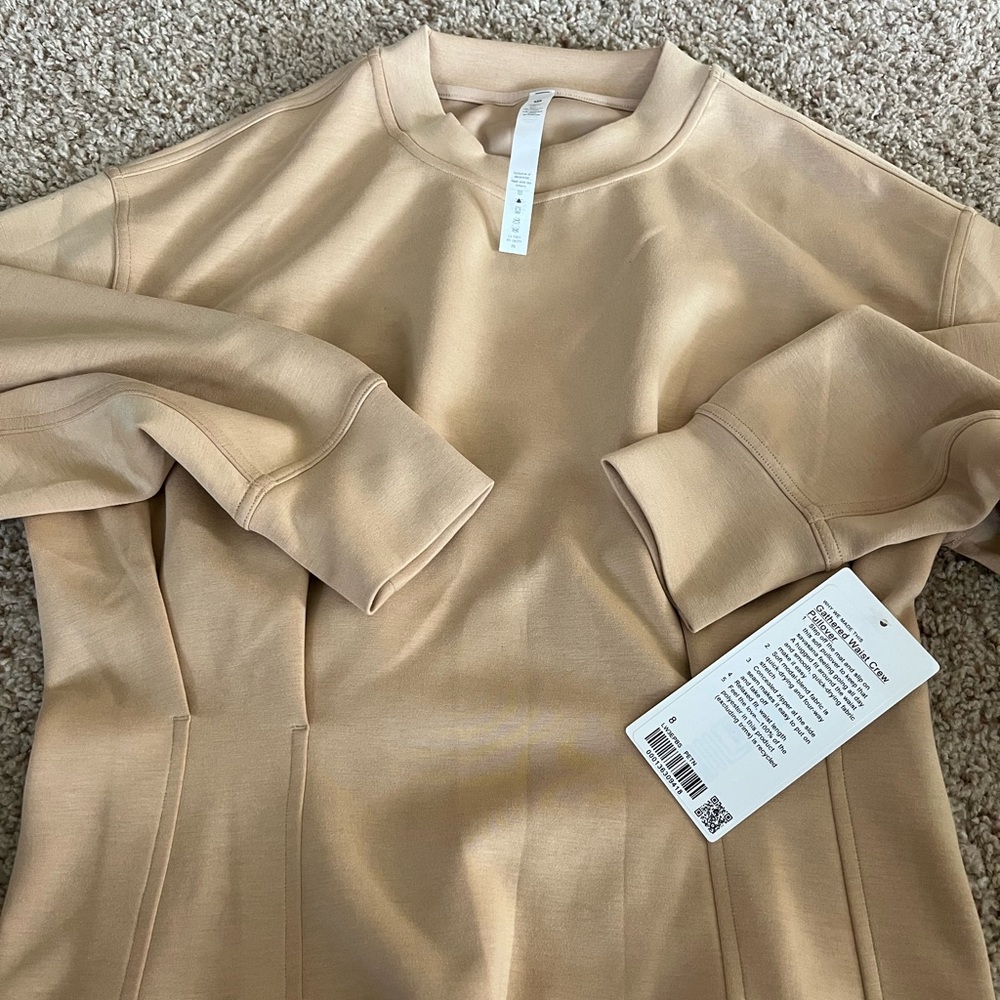 Lululemon gather waist crew pullover pecan tan